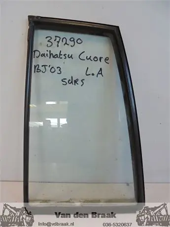Daihatsu Cuore 5 drs Hatchback 2003-2007 Scheerraam links achter