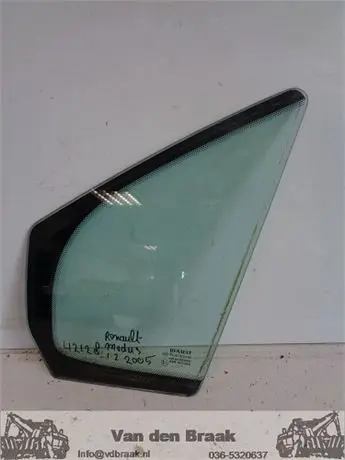 Renault Modus 2004-2013 Driehoekraam links voorportier