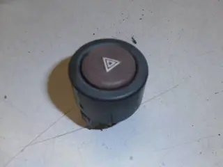 Benelli Adiva 150 Gevarenlicht schakelaar