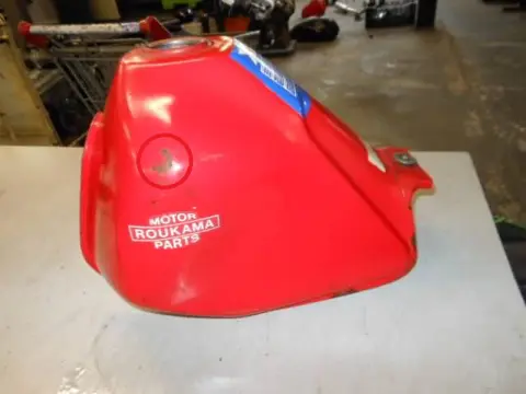 Benzine tank XL250R (MD11) Rood