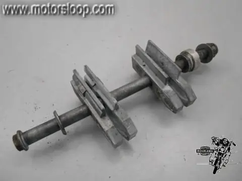 BMW F650GS(0176) Achterwiel as met toebehoren