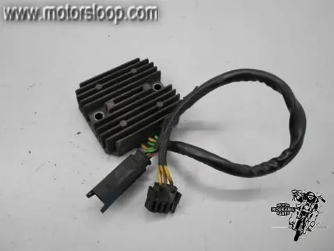 BMW F650GS(0176) Spanningsregelaar