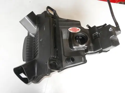 BMW K1600GT(K48) Luchtfilterhuis
