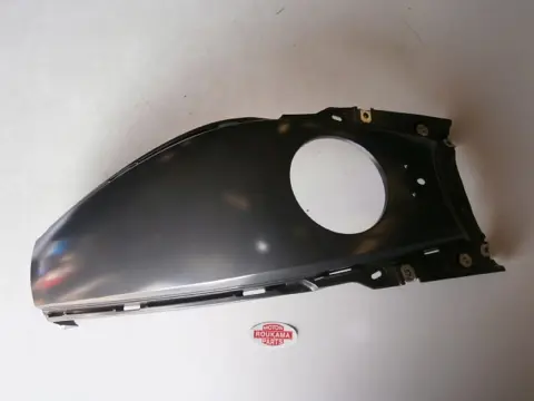 BMW K1600GT(K48) Tankpaneel midden
