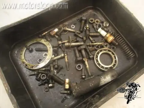 BMW R45 Zak diverse bevestigingsmaterialen motorblok
