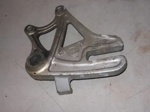 Cagiva River 500 Remklauwhouder achter