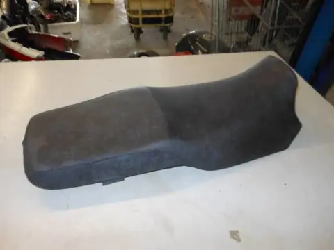 Cagiva River 500 Zadel