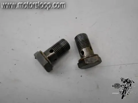 Cagiva W16 600 (2G) Banjobouten oliekoeler