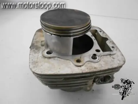 Cagiva W16 600 (2G) Cilinder met zuiger