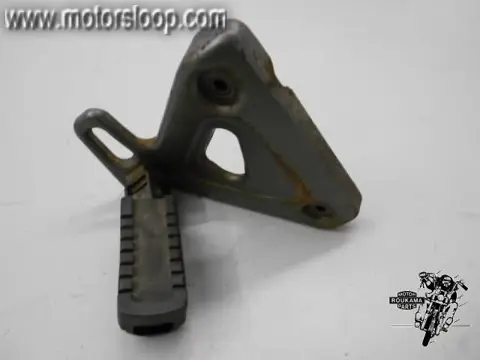 Cagiva W16 600 (2G) Voetstep met houder rechts achter