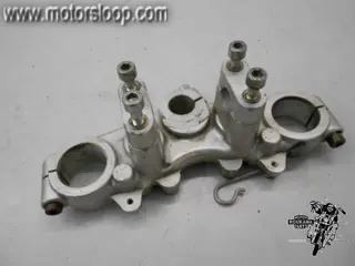 Cagiva W16 600 (2G) Voorvork balhoofdplaat