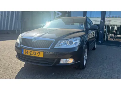 Skoda Octavia Combi 1.6 TDI Greentech Comfort Business Line airco elektrische pakket cruise controle
