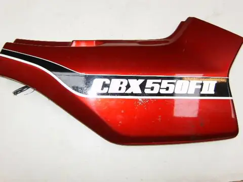 HONDA CBX 550 Zijkap Rechts Rood