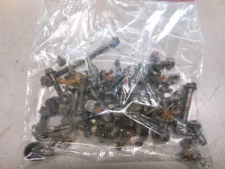 Huatian HT150 Diverse boutjes en moertjes