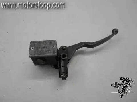 Hyosung GT125(KM4MF51B) Rempomp voor