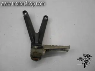 Hyosung GT125(KM4MF51B) Voetstep met houder links achter