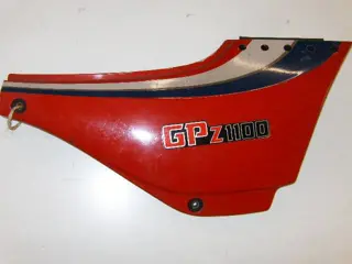 KAWASAKI GPZ1100 Zijkap Rechts Rood