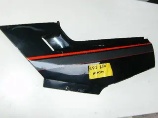 KAWASAKI GPZ250 Zijkap Links Zwart