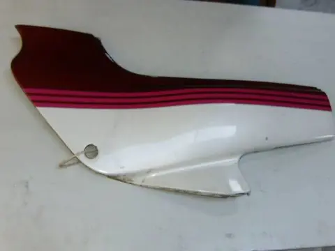 Kawasaki GPZ500S Zijkap Links Rood / Wit