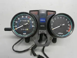 Kawasaki LTD305 tot 80 mph Tellerset 27481 miles