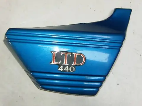 Kawasaki LTD440 Zijkap Rechts Blauw