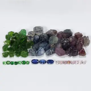 Verzameling van Tsavorite, Sapphire, Spinel: Voor en na -