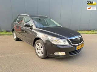 Skoda Octavia Combi 1.2 TSI Ambition Business Line navi clima