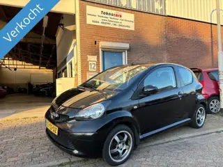 Toyota Aygo 1.0-12V AIRCO&JAAR APK&ELEK. RAMEN&LAGE KM NAP!!