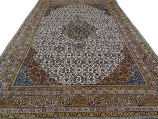 Bidjar - Cleaned carpet - 345 cm - 242 cm