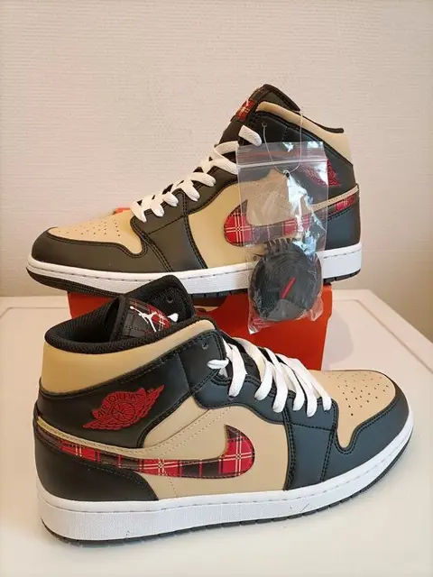 Nike - nike air jordan 1 sesame 45 - Sneakers - Maat: