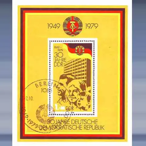 30 Jahre DDR (2-okt-79)
