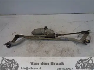 Toyota iQ 2009-2014 Ruitenwissermotor en mechaniek