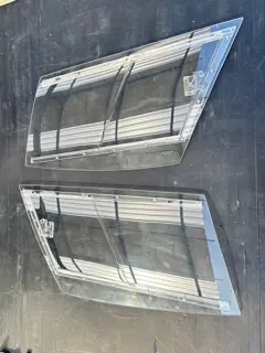 Sliding door glass Ferrari F40