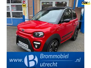 Microcar M.GO X|10km|UNIEK: 1e eigenaar maar NOOIT MEE GEREDEN, DUS HAGELNIEUW!