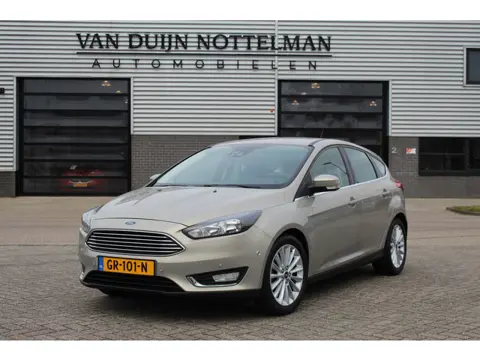 Ford Focus 1.0 Titanium Edition / Navigatie / PDC / N.A.P.