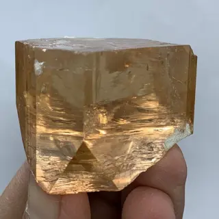 Topaas Kristal - 4.7×4.6×3.2 cm - 104 g - (1)