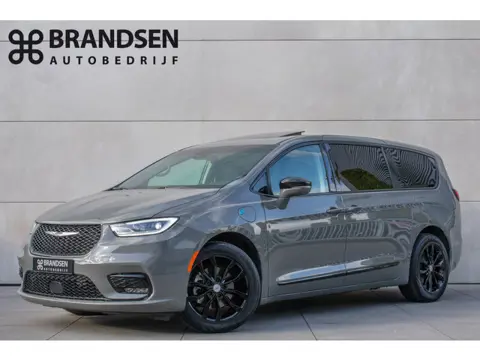 Chrysler Pacifica Plug-in-Hybrid 3.6 V6 Limited Pano-ACC-Entertainment-360 Camera-Keyless-Leer-H/K