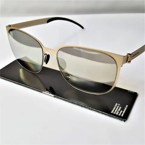 Other brand - Mercedes-Benz - Titanium Gold - New -